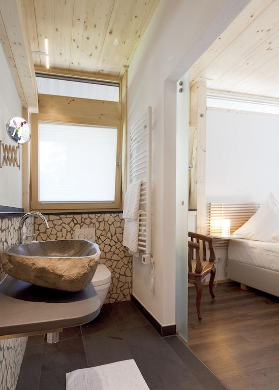 Vivere Ad Parcum - Bed And Breakfast Krefeld Quarto foto